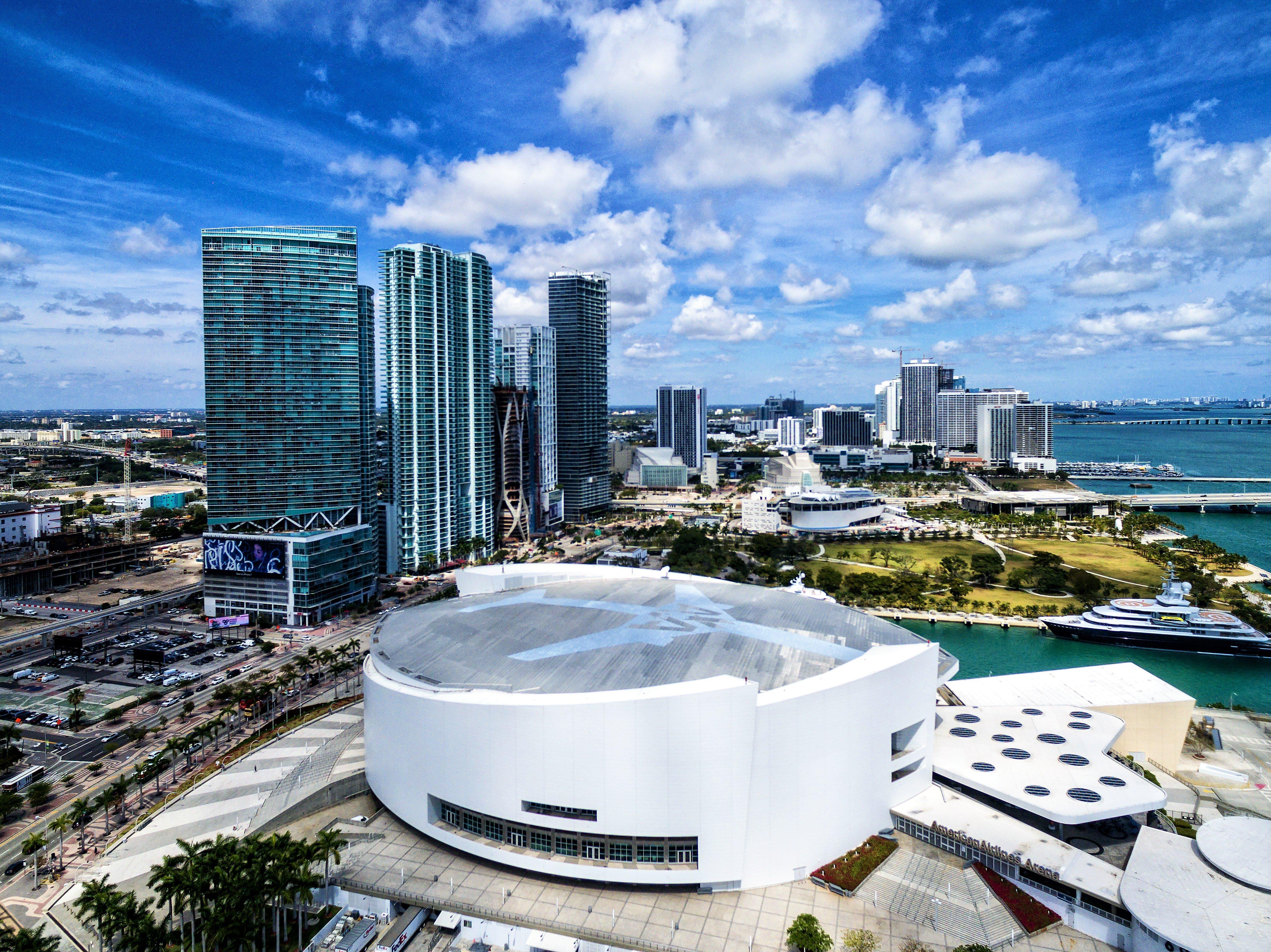 Holiday Inn Hotel Port Of Miami-Downtown, An Ihg Hotel Exterior photo